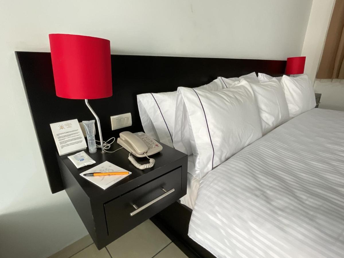 Hotel Suites Del Real Zapopan Exteriér fotografie